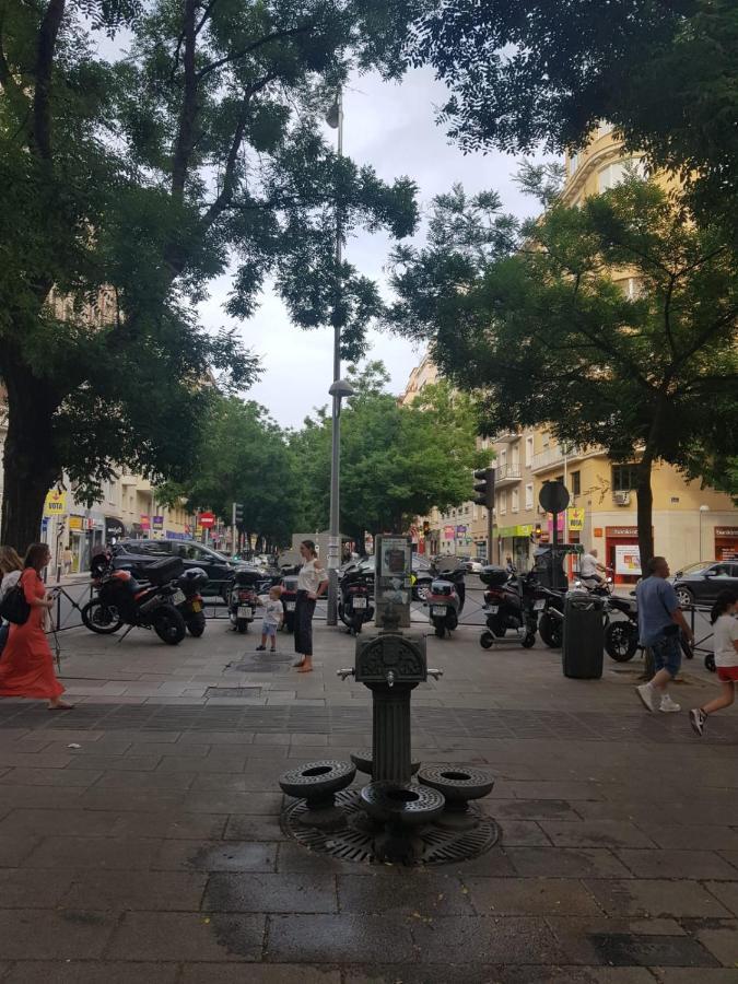 Famaho Appartamento Madrid Esterno foto